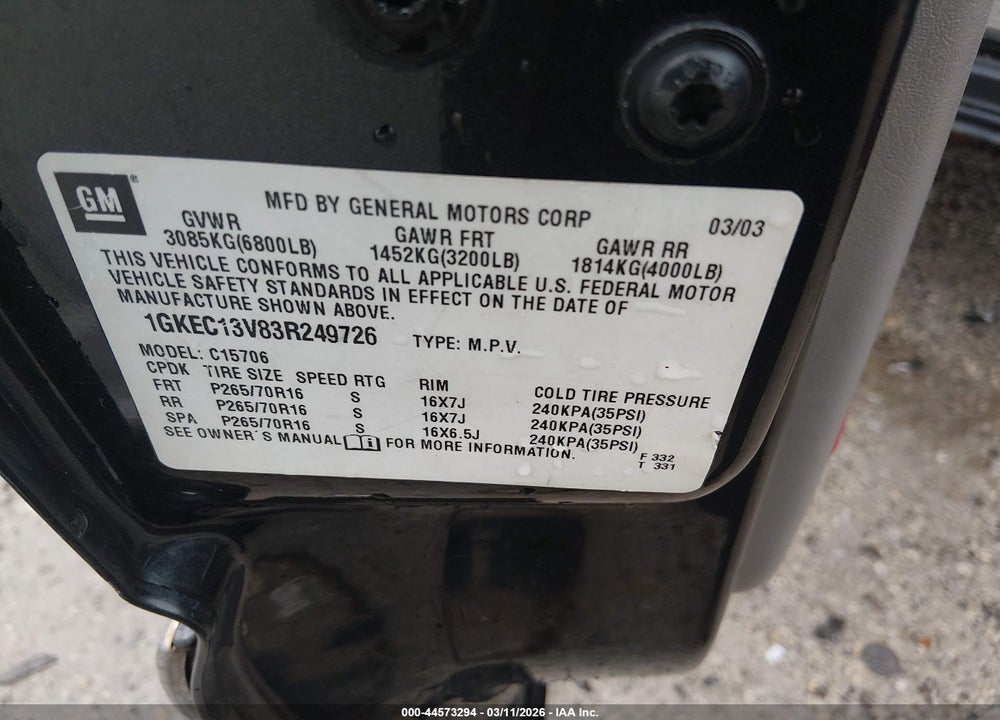 2003 GMC YUKON SLE VIN: 1GKEC13V83R249726