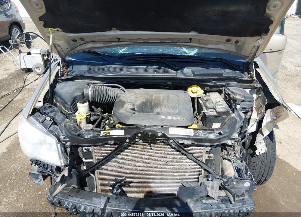 2014 CHRYSLER TOWN & COUNTRY TOURING VIN: 2C4RC1BG9ER423722