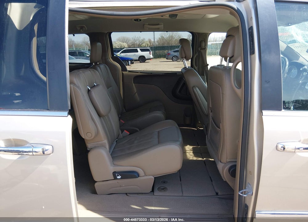 2014 CHRYSLER TOWN & COUNTRY TOURING VIN: 2C4RC1BG9ER423722
