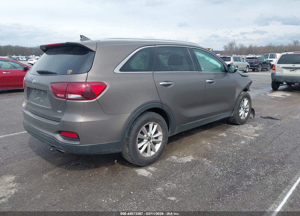 2019 KIA SORENTO 2.4L LX VIN: 5XYPG4A3XKG440136