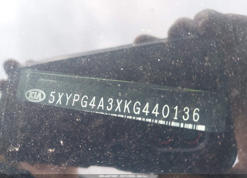 2019 KIA SORENTO 2.4L LX VIN: 5XYPG4A3XKG440136
