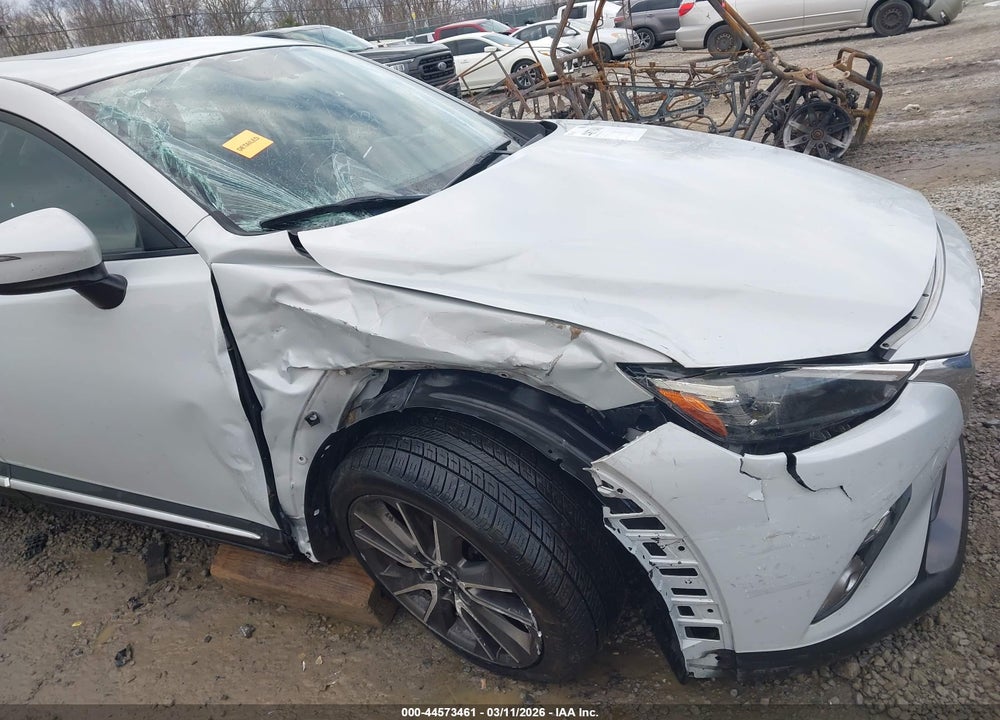2016 MAZDA CX-3 GRAND TOURING VIN: JM1DKFD77G0134679