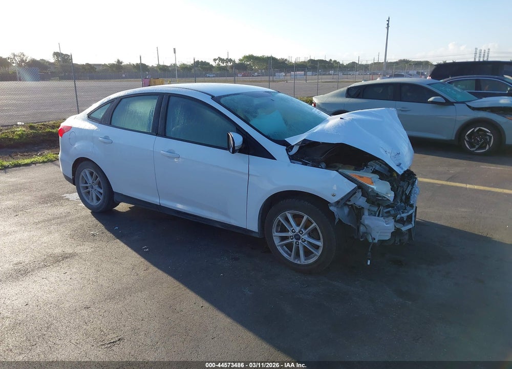2016 FORD FOCUS SE VIN: 1FADP3F21GL277214
