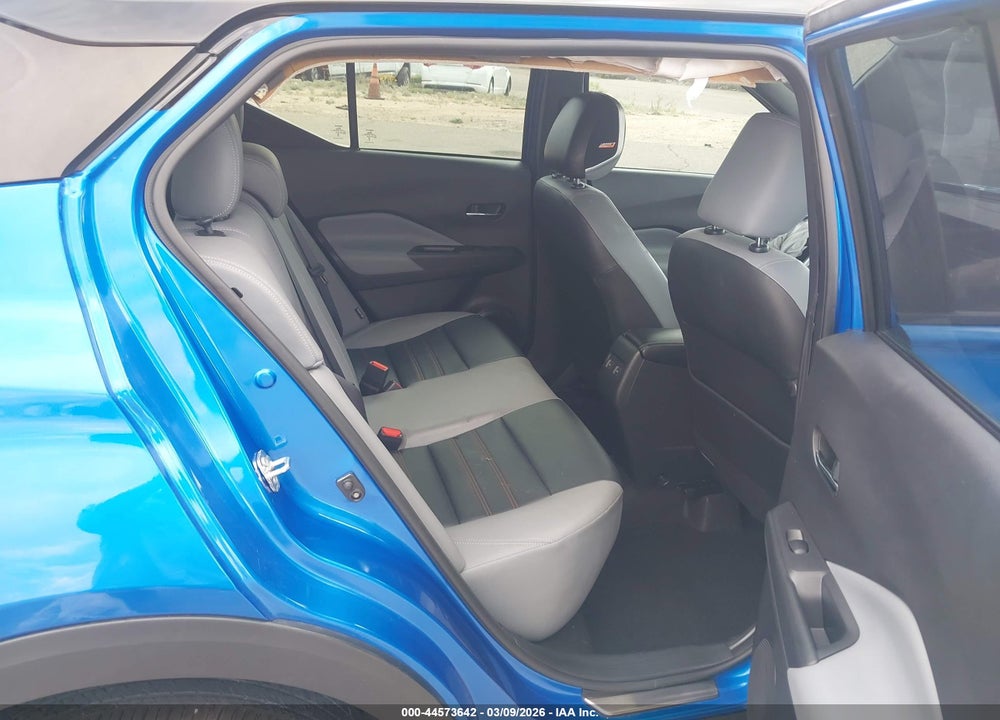 2023 NISSAN KICKS SR XTRONIC CVT VIN: 3N1CP5DV2PL564180