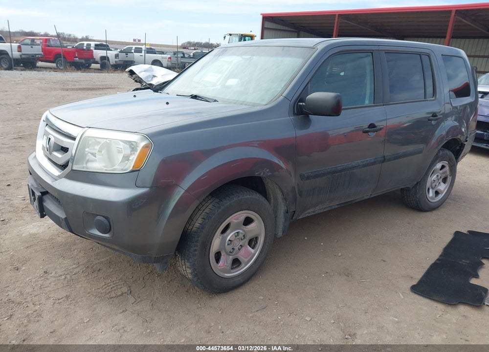 2010 HONDA PILOT LX VIN: 5FNYF4H28AB032194
