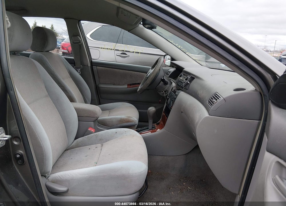 2008 TOYOTA COROLLA LE VIN: 1NXBR32E98Z016903