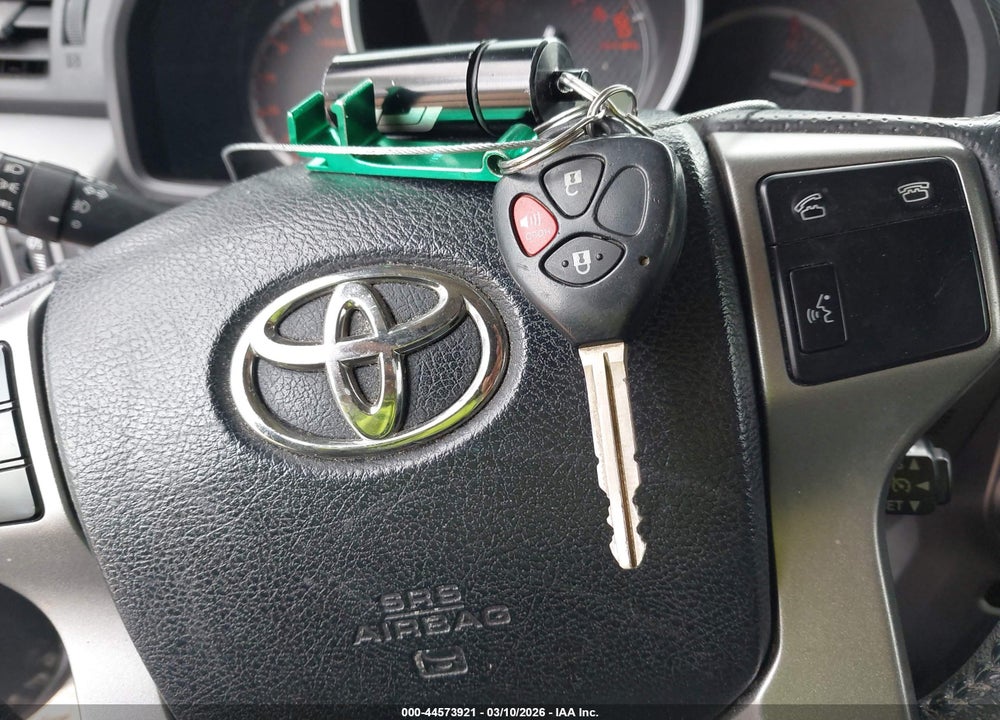 2011 TOYOTA 4RUNNER SR5 V6 VIN: JTEBU5JR1B5071040
