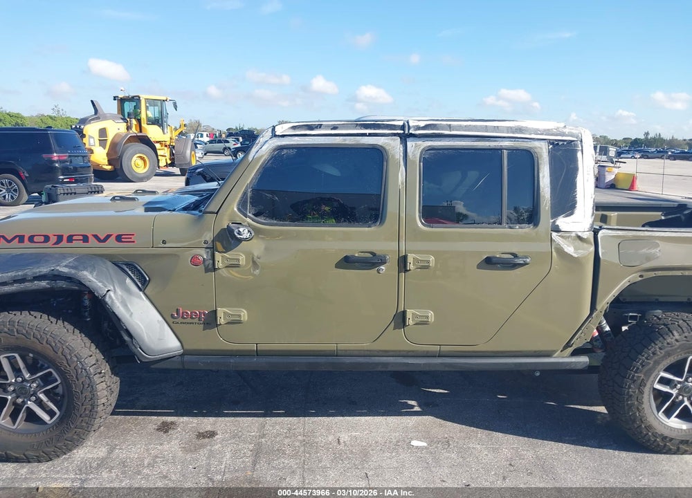 2026 JEEP GLADIATOR MOJAVE 4X4 VIN: 1C6RJTEG4TL151297
