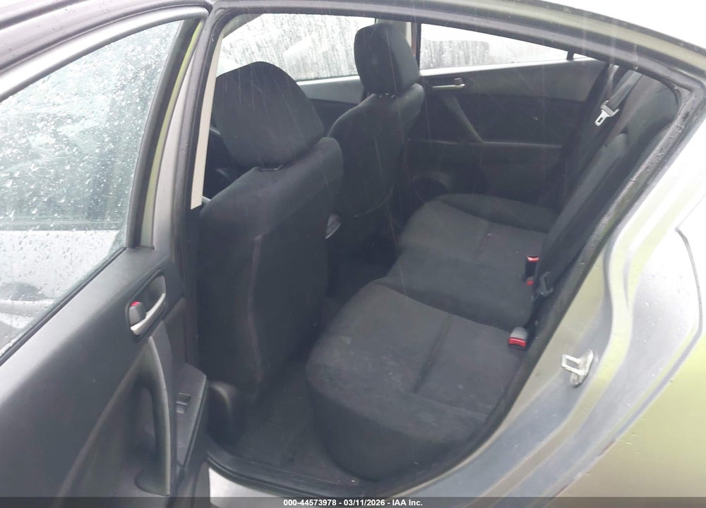 2013 MAZDA 3 I SPORT VIN: JM1BL1UP6D1753979