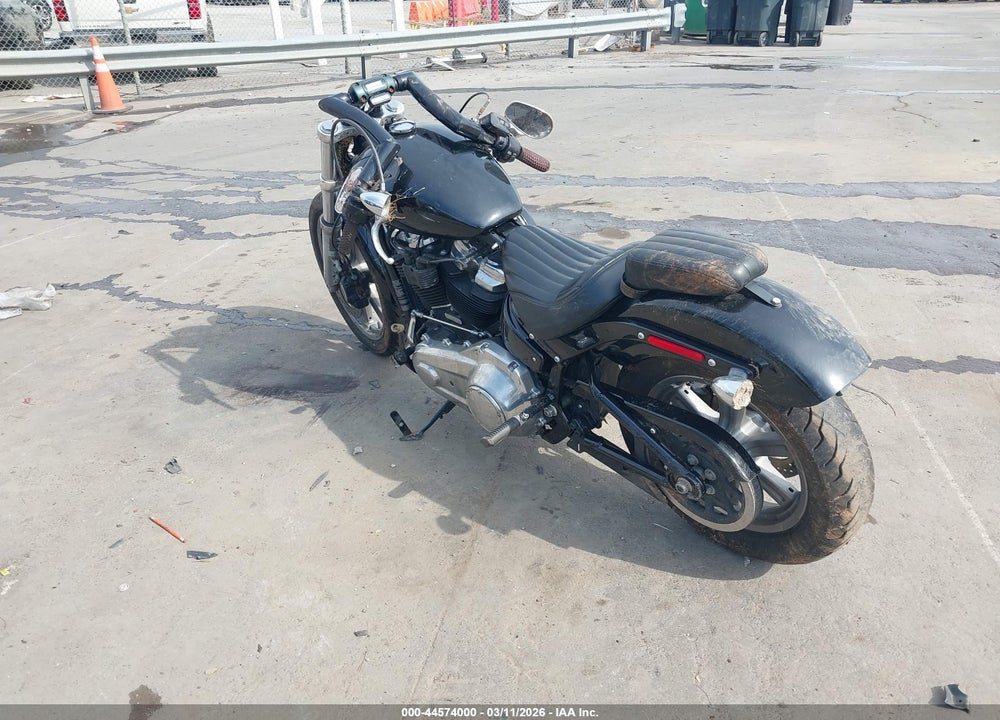 2020 HARLEY-DAVIDSON FXST VIN: 1HD1BVJ11LB070262