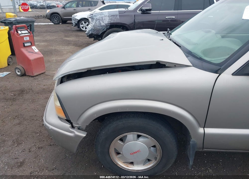 2002 GMC SONOMA SLS VIN: 1GTCS19W128153351