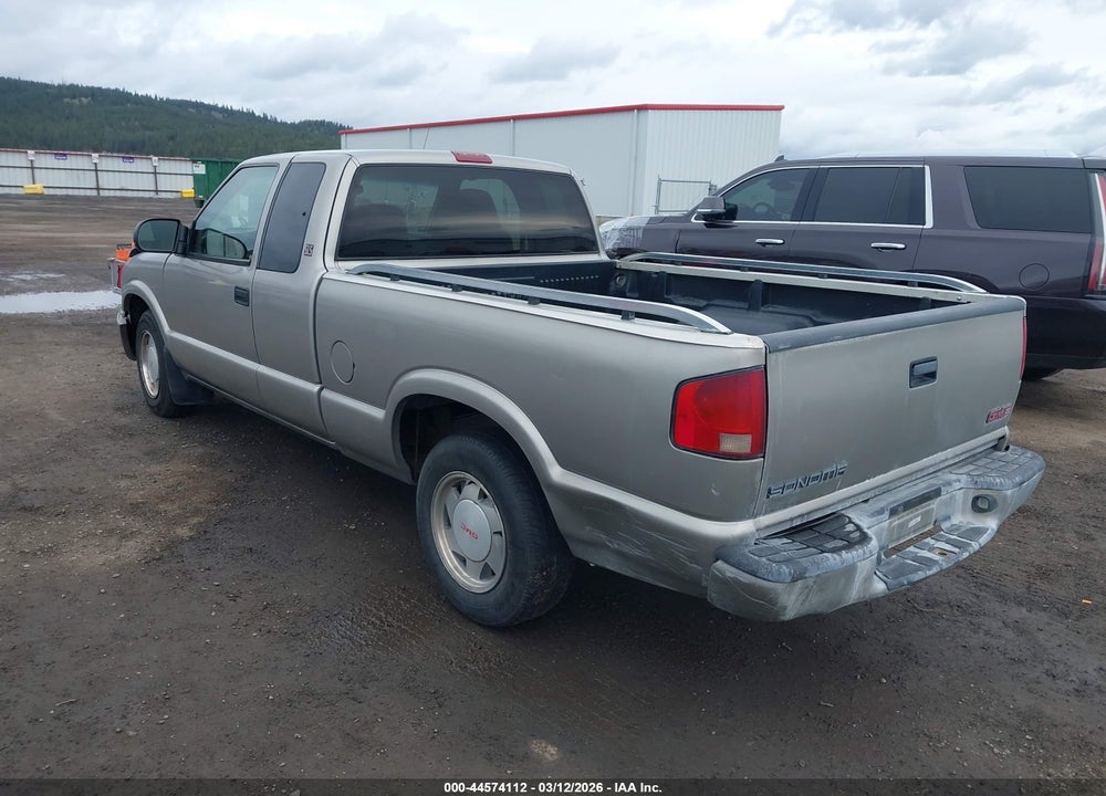 2002 GMC SONOMA SLS VIN: 1GTCS19W128153351