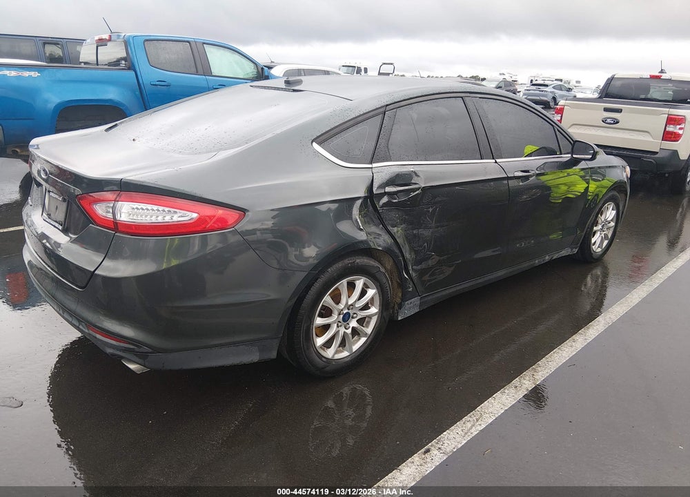 2015 FORD FUSION S VIN: 3FA6P0G70FR218933