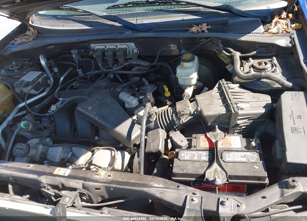 2005 FORD ESCAPE XLT VIN: 1FMCU93155KD65145