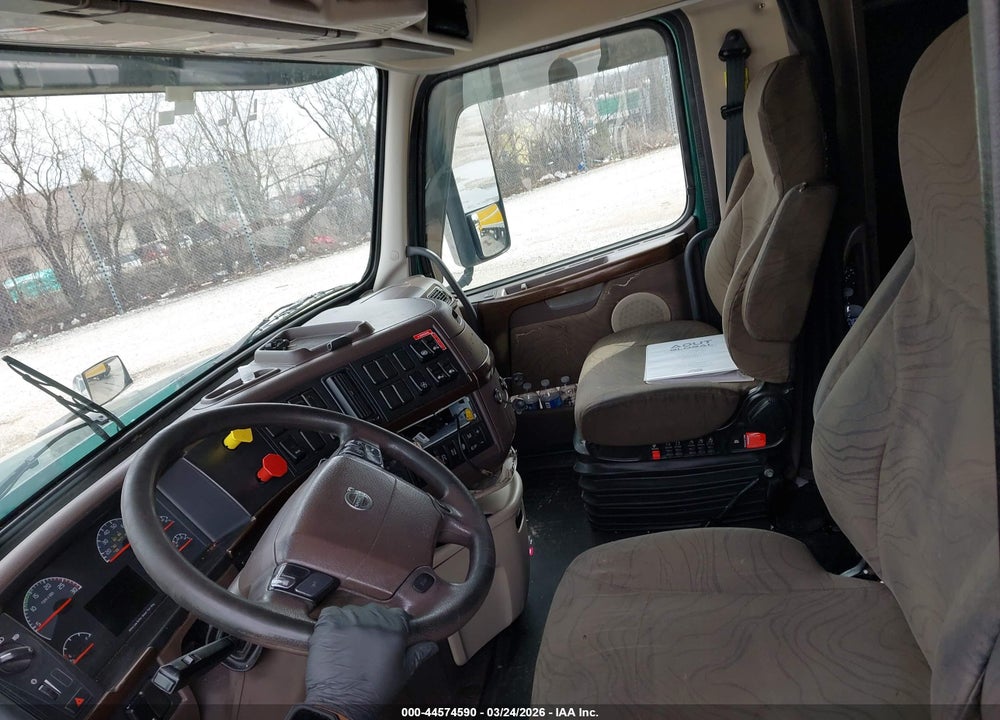 2017 VOLVO VNL VIN: 4V4NC9EH8HN971010