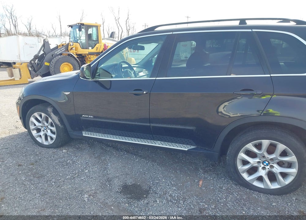 2013 BMW X5 XDRIVE35I/XDRIVE35I PREMIUM/XDRIVE35I SPORT ACTIVITY VIN: 5UXZV4C54D0E02845