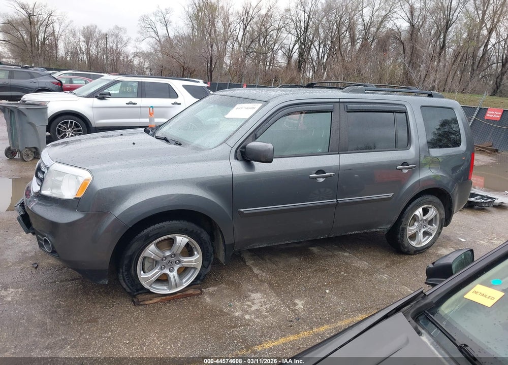 2012 HONDA PILOT EX VIN: 5FNYF4H40CB071981