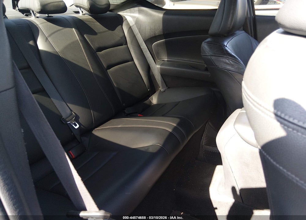 2016 HONDA ACCORD TOURING VIN: 1HGCT2B00GA007436