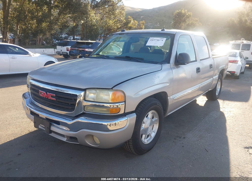 2005 GMC SIERRA 1500 SLT VIN: 2GTEC13T351114739