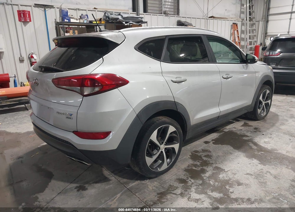 2016 HYUNDAI TUCSON SPORT VIN: KM8J3CA22GU033108