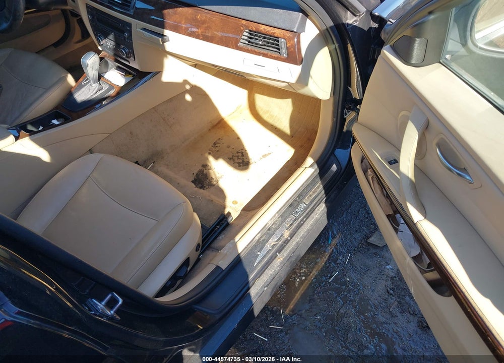 2011 BMW 328I XDRIVE VIN: WBAPK5G55BNN79836