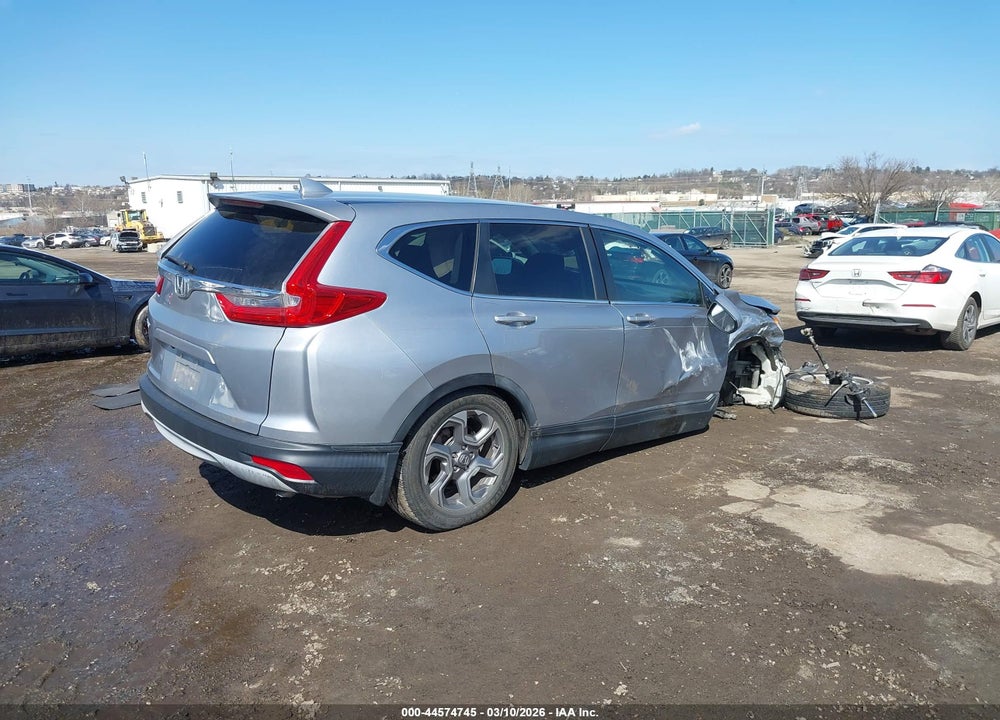 2018 HONDA CR-V EX VIN: 7FARW1H55JE042750