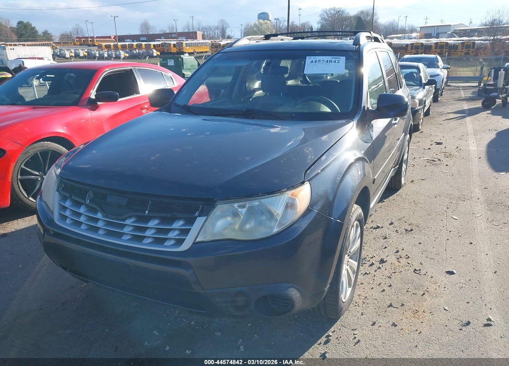 2013 SUBARU FORESTER 2.5X PREMIUM VIN: JF2SHADC2DH409928