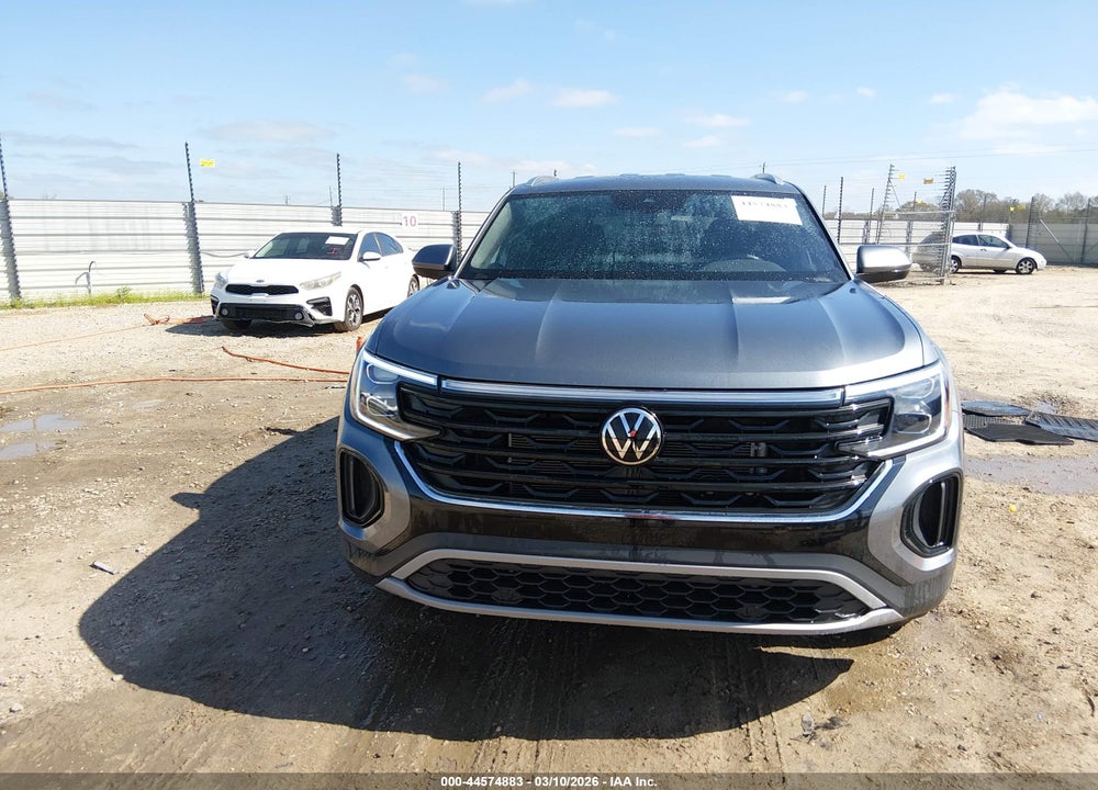2025 VOLKSWAGEN ATLAS CROSS SPORT 2.0T SE VIN: 1V2DE2CAXSC226551