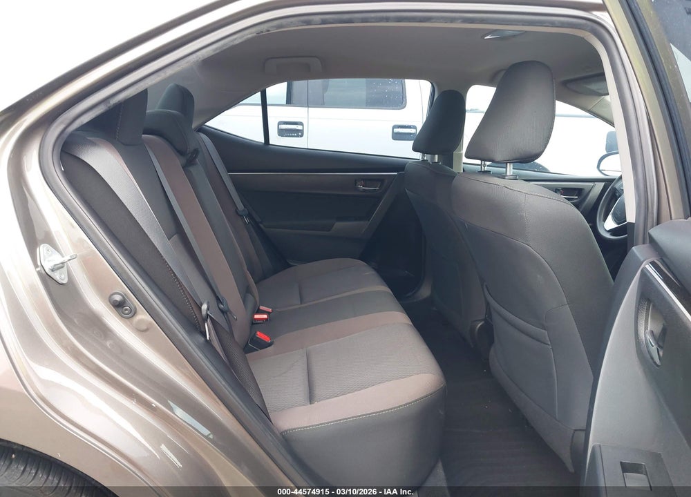 2018 TOYOTA COROLLA LE VIN: 2T1BURHE9JC120954