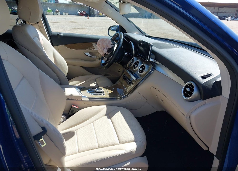 2018 MERCEDES-BENZ GLC 300 VIN: WDC0G4JB9JF359830