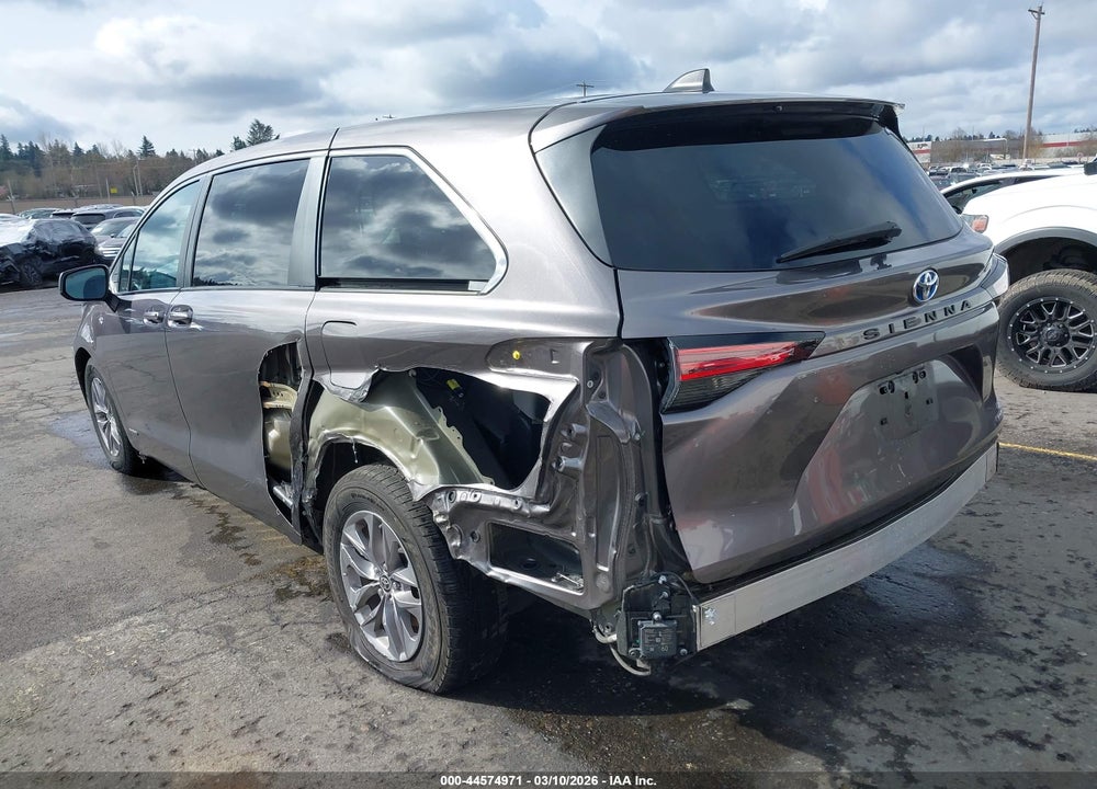 2021 TOYOTA SIENNA LE VIN: 5TDKRKEC4MS023376
