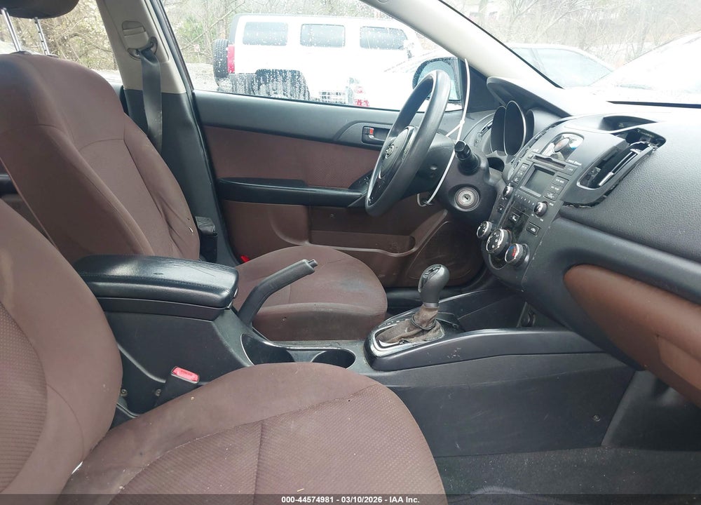 2011 KIA FORTE EX VIN: KNAFU4A26B5387887