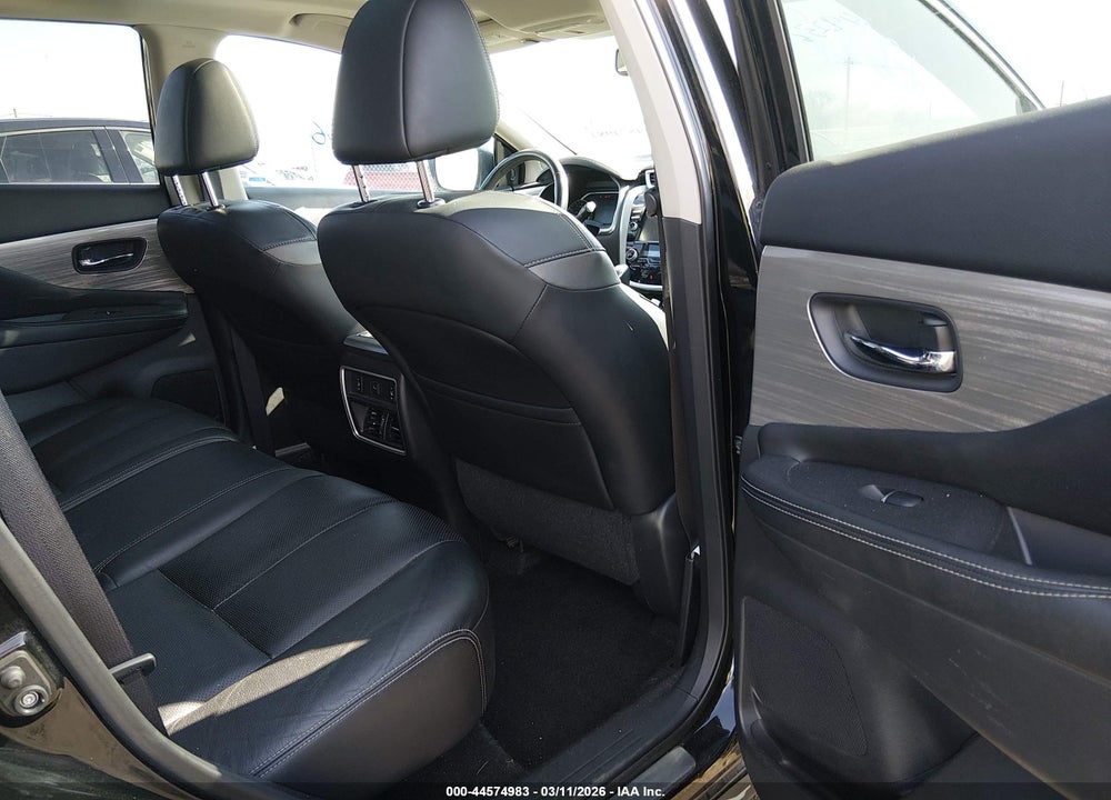 2015 NISSAN MURANO PLATINUM VIN: 5N1AZ2MH2FN209401