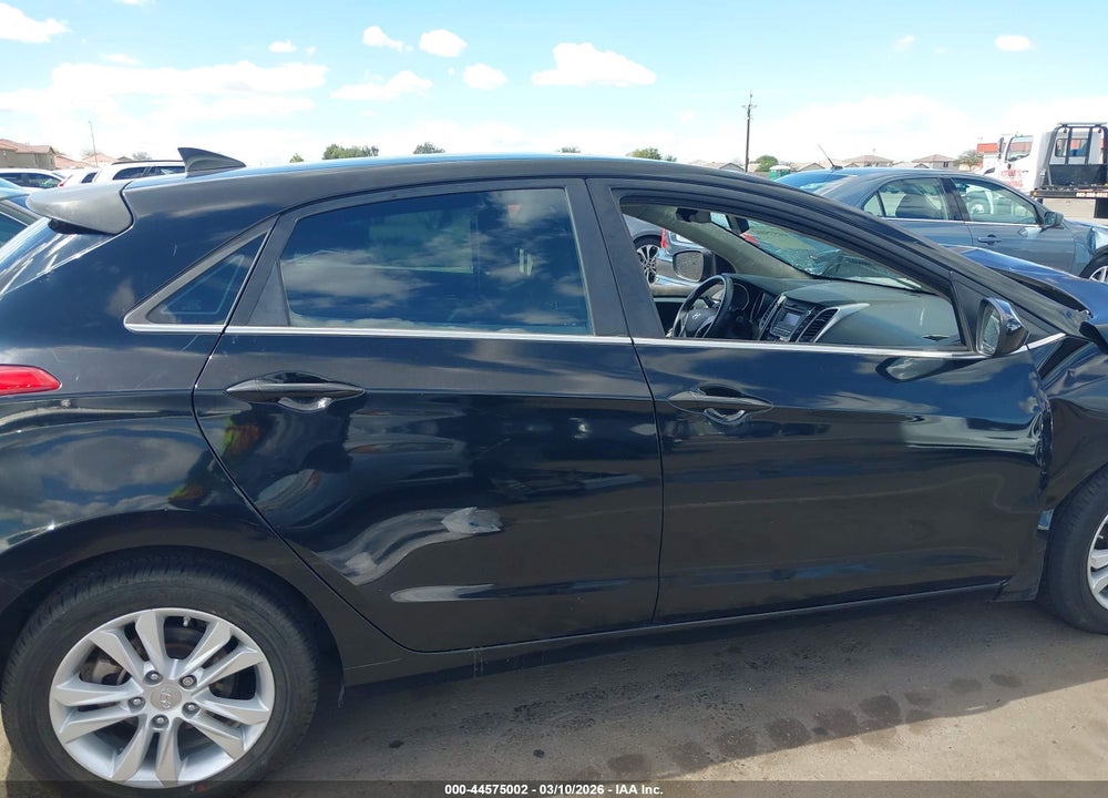 2013 HYUNDAI ELANTRA GT VIN: KMHD35LE6DU079309