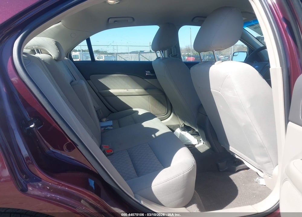 2011 FORD FUSION S VIN: 3FAHP0GA8BR152498