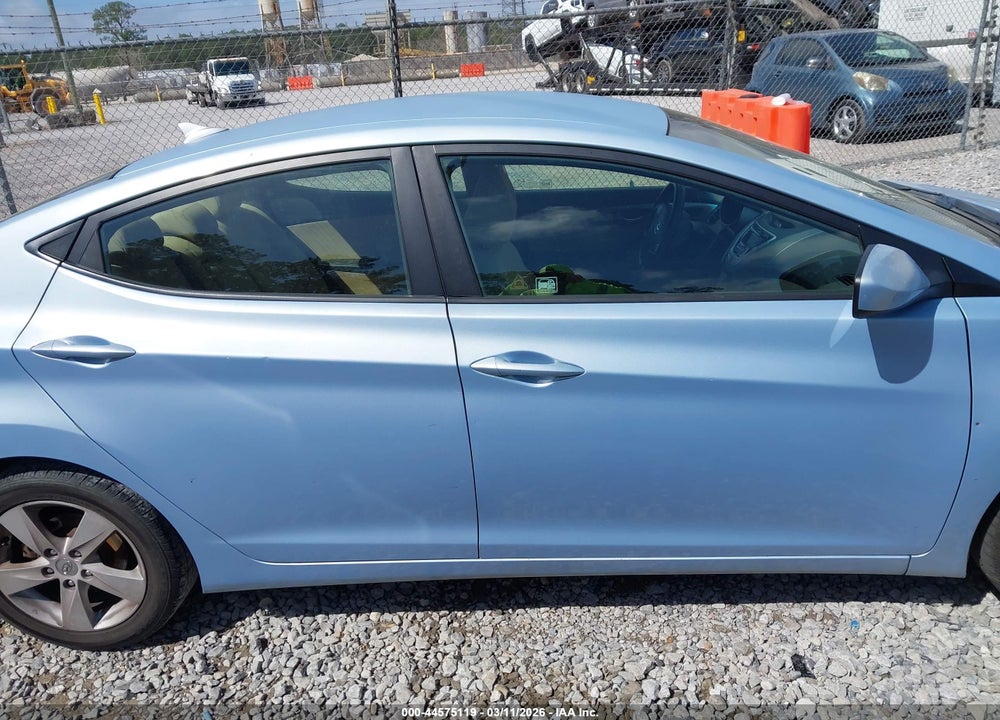 2011 HYUNDAI ELANTRA GLS (ULSAN PLANT) VIN: KMHDH4AE0BU126166
