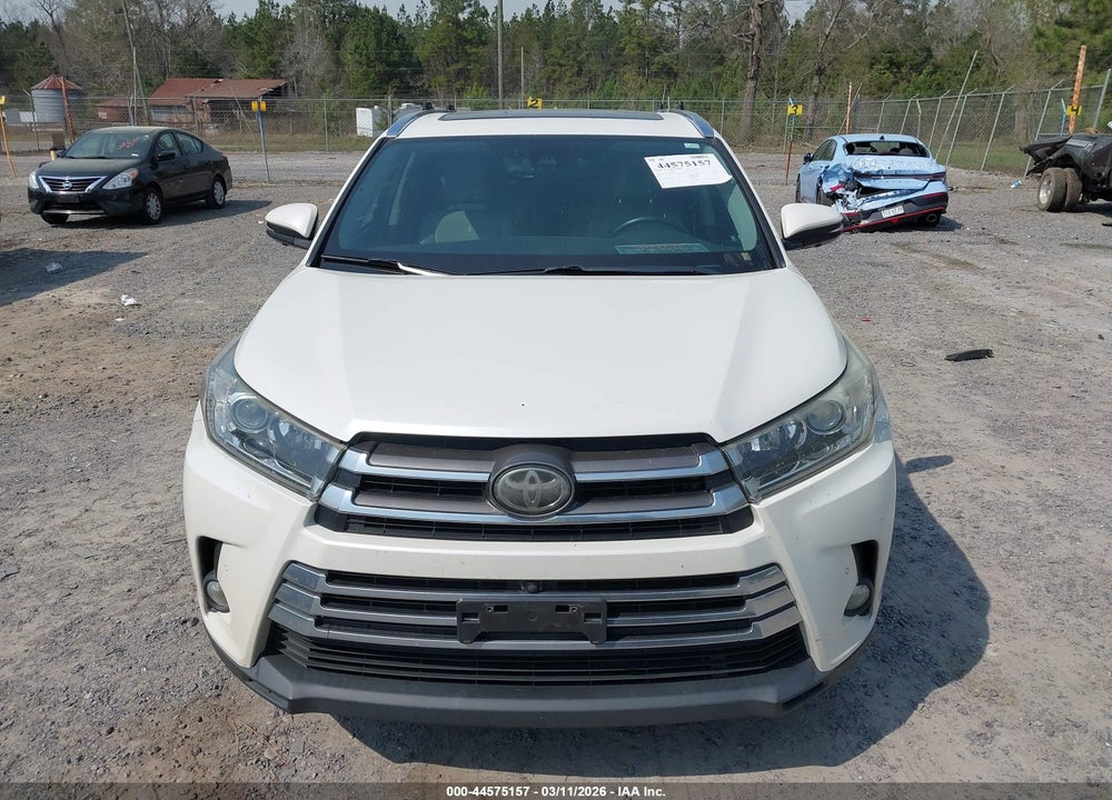 2018 TOYOTA HIGHLANDER LIMITED PLATINUM VIN: 5TDDZRFH9JS909071