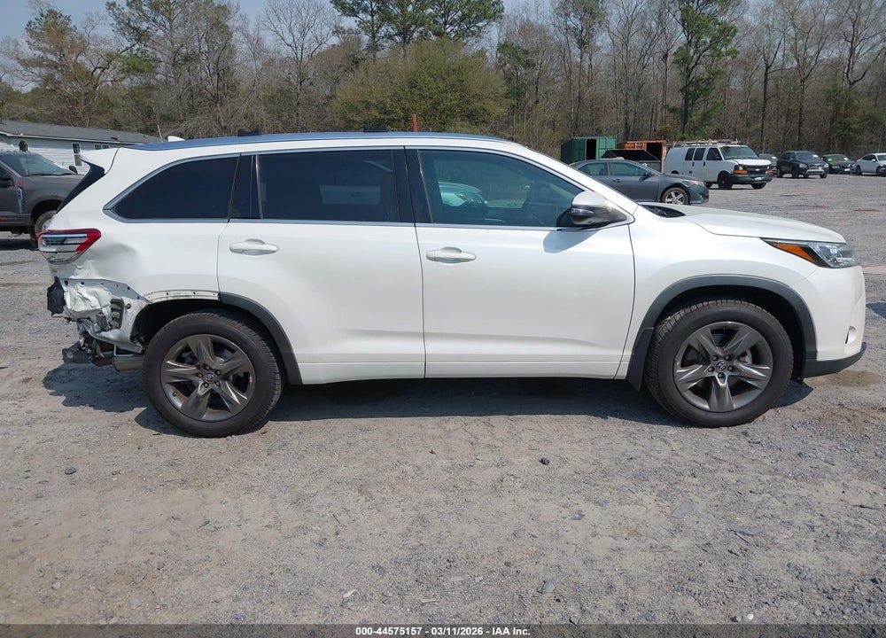 2018 TOYOTA HIGHLANDER LIMITED PLATINUM VIN: 5TDDZRFH9JS909071