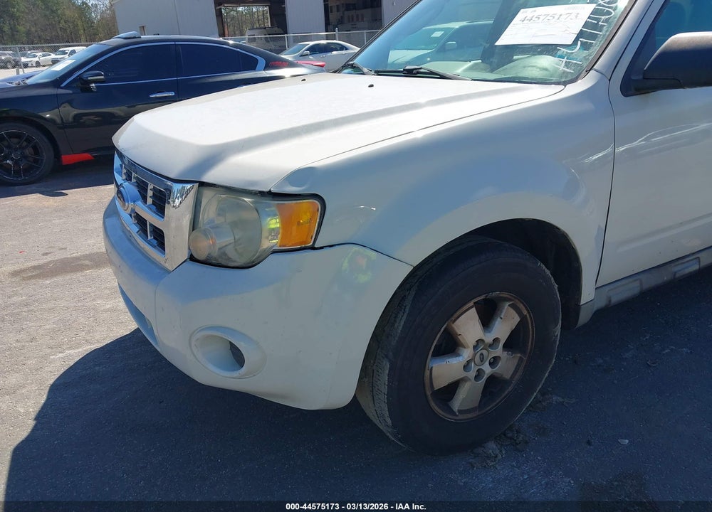2010 FORD ESCAPE XLS VIN: 1FMCU0C79AKA41108
