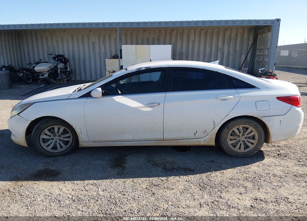 2011 HYUNDAI SONATA GLS VIN: 5NPEB4AC6BH111545