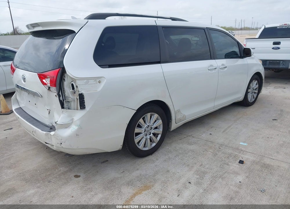 2013 TOYOTA SIENNA LIMITED V6 7 PASSENGER VIN: 5TDYK3DC5DS291505
