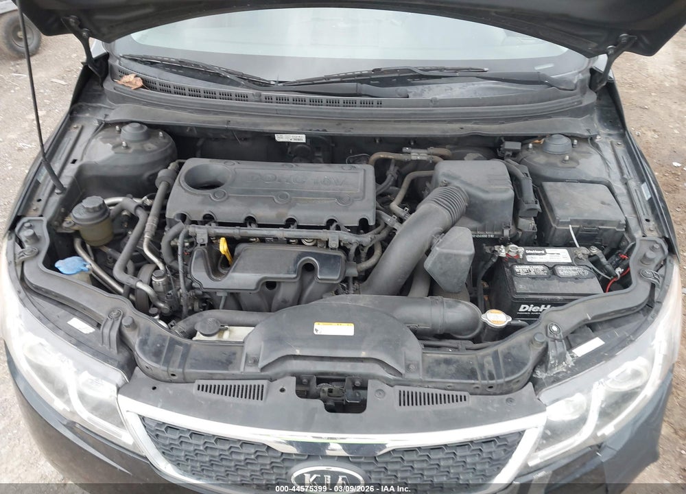 2011 KIA FORTE EX VIN: KNAFU4A23B5354913