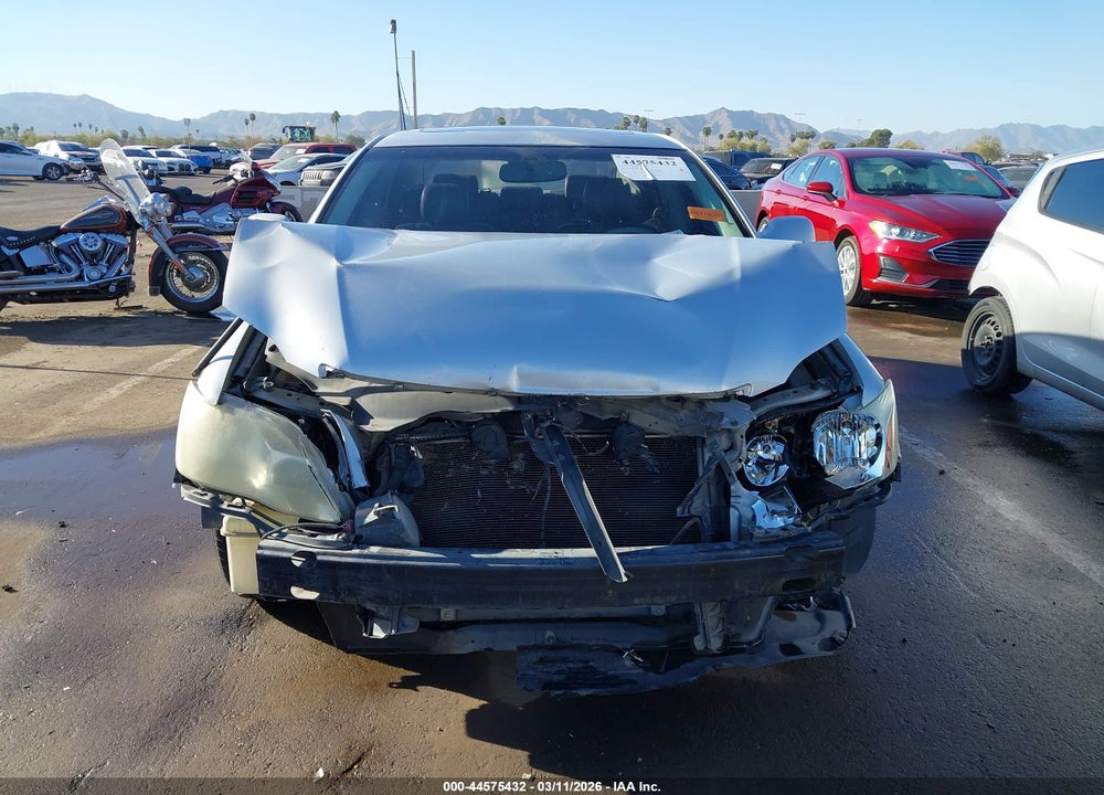 2005 TOYOTA AVALON XLS VIN: 4T1BK36B25U035146