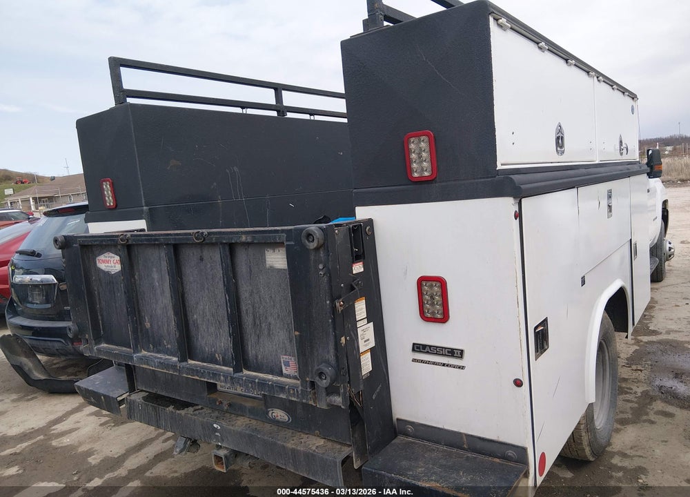 2019 CHEVROLET SILVERADO 3500HD CHASSIS WT VIN: 1GB4KVCY8KF241819