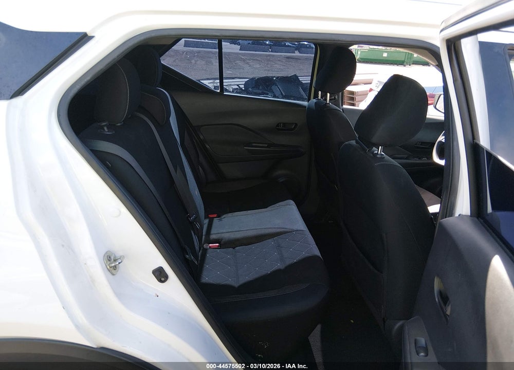 2018 NISSAN KICKS S VIN: 3N1CP5CU9JL521519