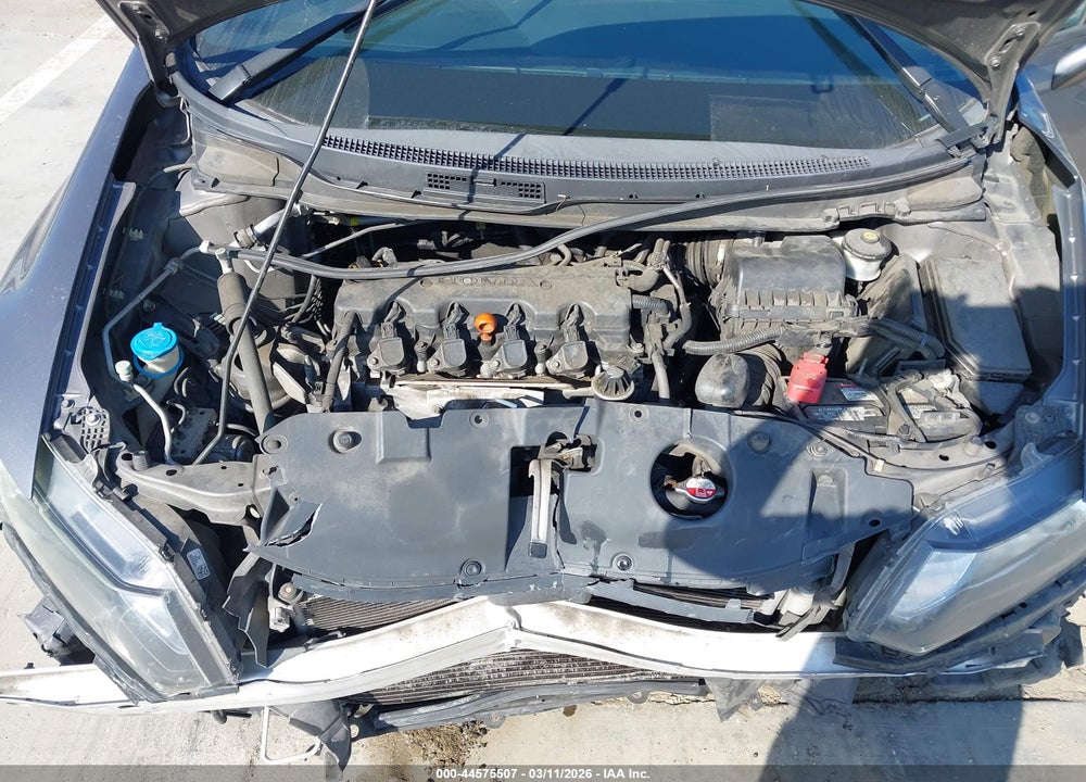 2014 HONDA CIVIC LX VIN: 19XFB2F50EE224449