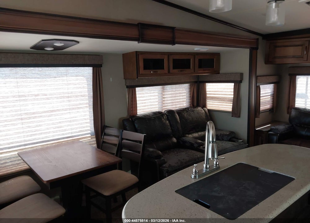2016 GRAND DESIGN REFLECTION 367 BHS VIN: 573FR4229G3306833