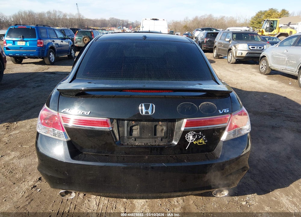2011 HONDA ACCORD 3.5 EX-L VIN: 1HGCP3F88BA006358