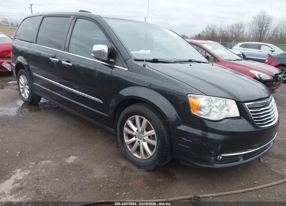 2016 CHRYSLER TOWN & COUNTRY LIMITED PLATINUM VIN: 2C4RC1GG8GR133600