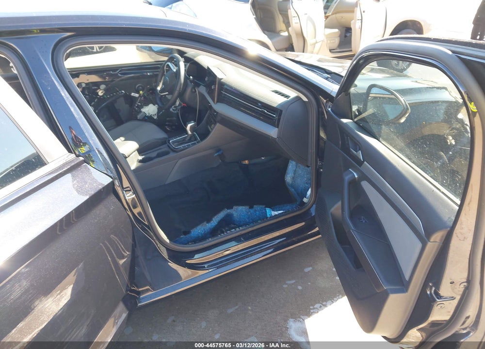 2025 VOLKSWAGEN JETTA 1.5T SE VIN: 3VW7X7BU3SM107088
